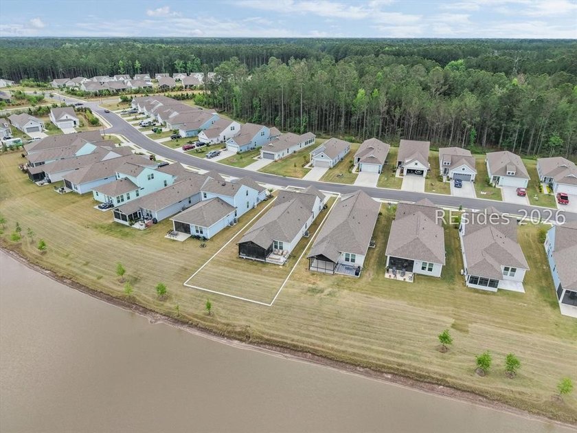 Welcome to this Hallmark floor plan in the highly sought-after - photo 34