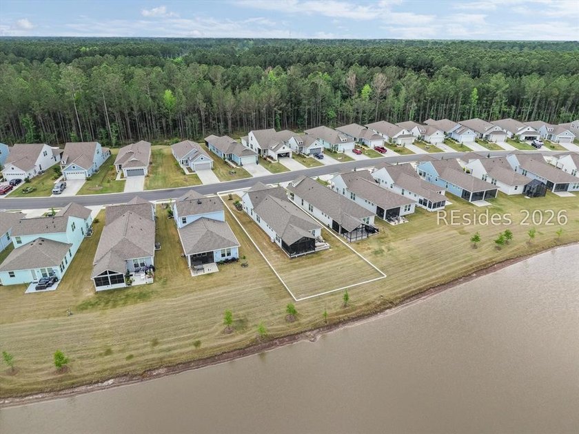 Welcome to this Hallmark floor plan in the highly sought-after - photo 35