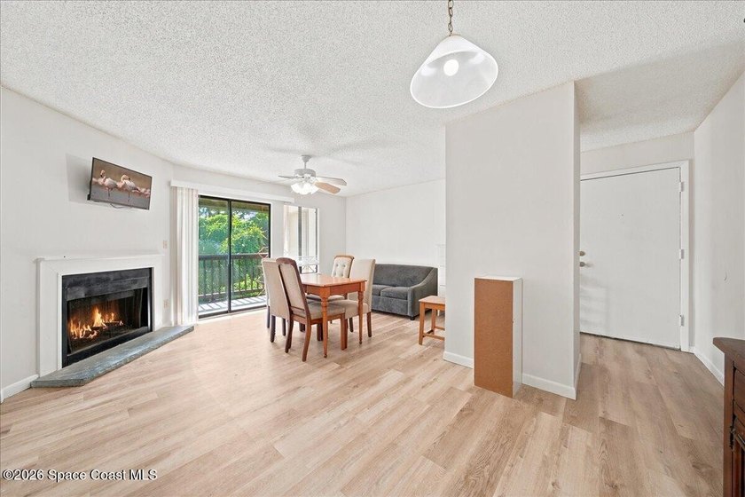 Beautifully renovated second-floor condominium in the desirable - photo 6