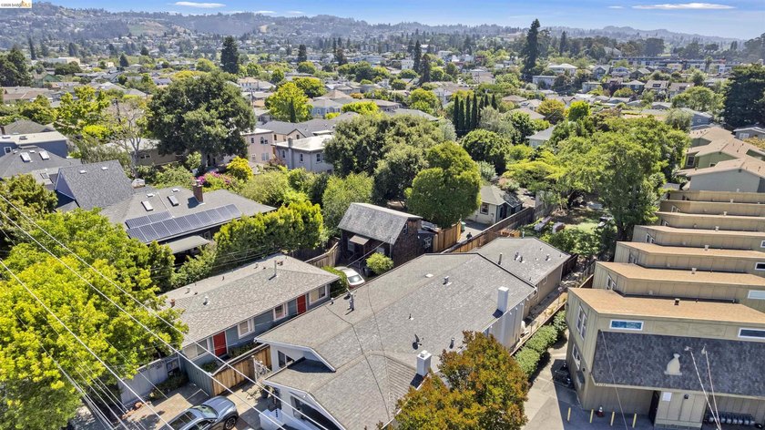 Three structures, four units, one North Oakland parcel between - photo 13