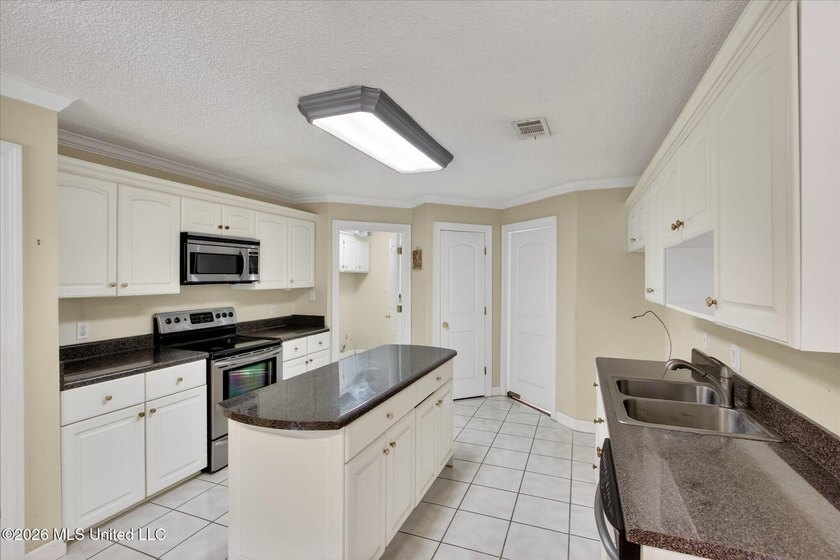 Welcome to 3428 Dijon Ave in the sought-after Bienville Place - photo 16
