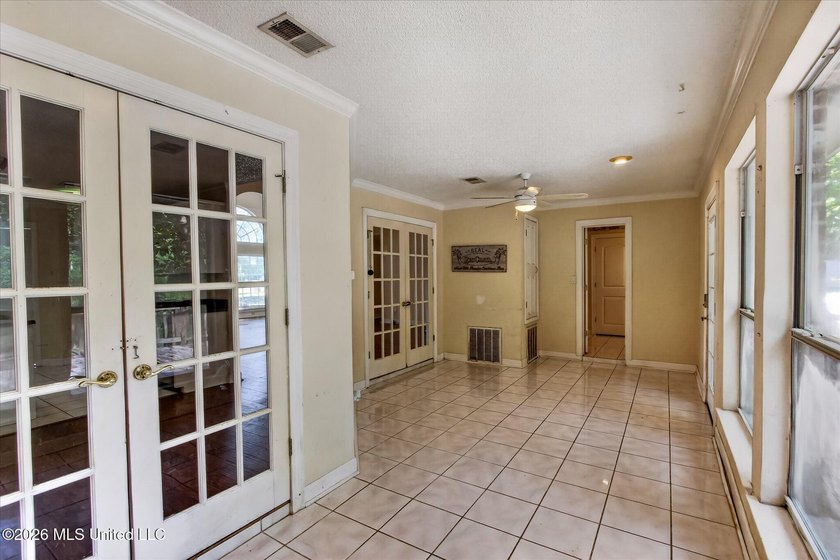 Welcome to 3428 Dijon Ave in the sought-after Bienville Place - photo 28