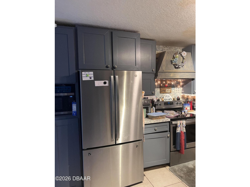 *One or more photo(s) was virtually staged* Investor opportunity - photo 11