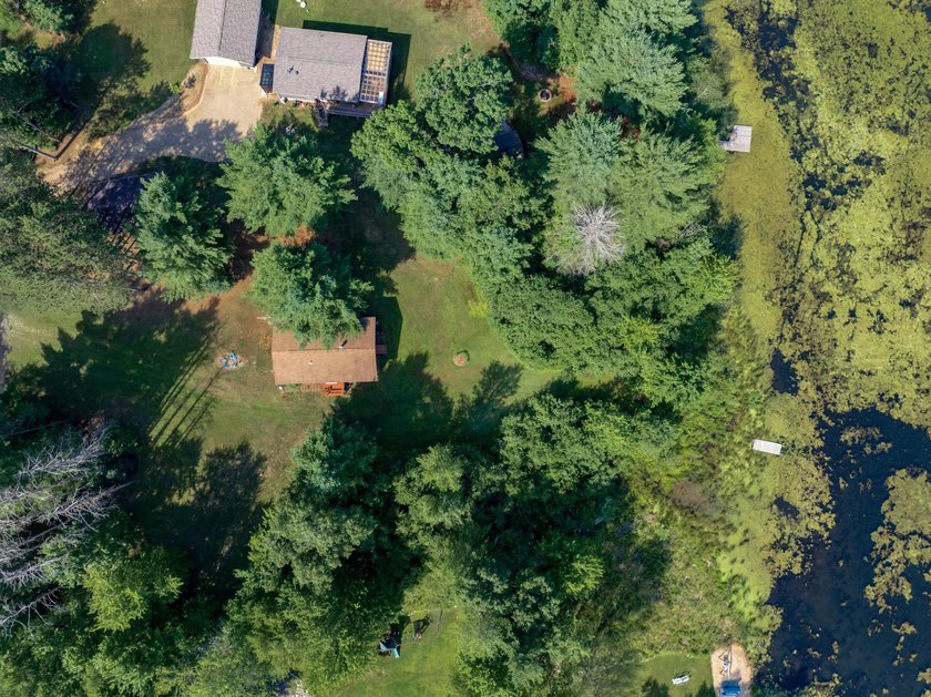 Escape to this charming Lake Front cabin, nestled on 1.7 acres - photo 35