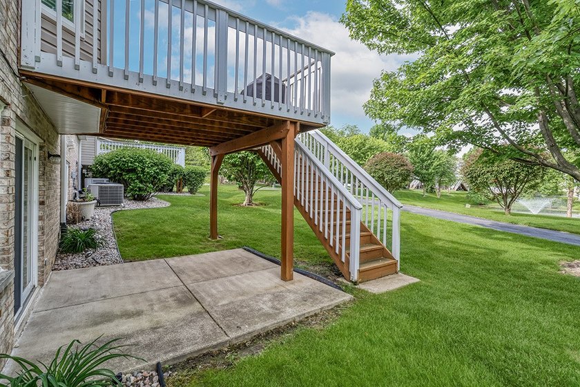 STUNNING, Ultra upgraded END UNIT RANCH townhome nestled on a - photo 6