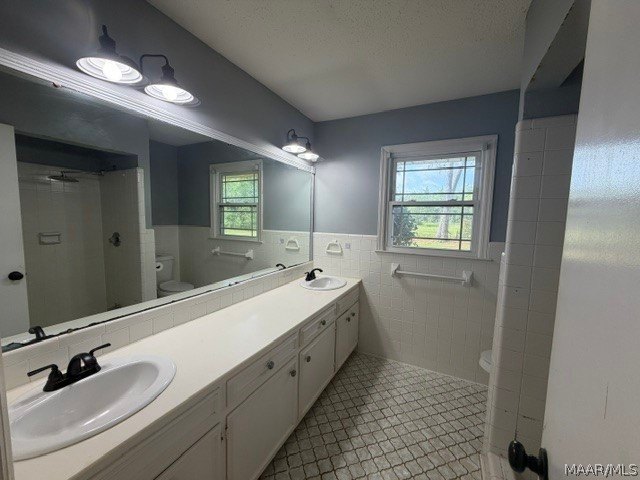 WATERFRONT LIVING IN MILLBROOK! This beautiful 3-bedroom, 2-bath - photo 36