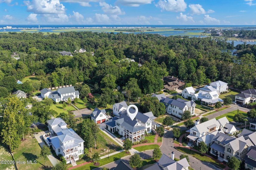 Built in 2024 and designed by acclaimed Allison Ramsey - photo 43