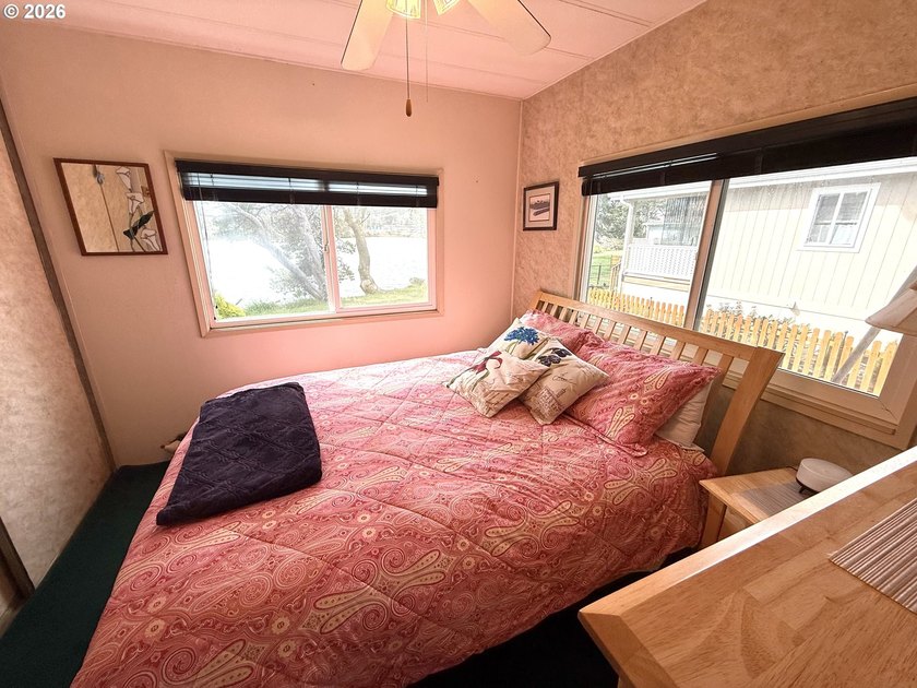 Welcome to coastal living at its finest in Bayview Mobile Home - photo 19