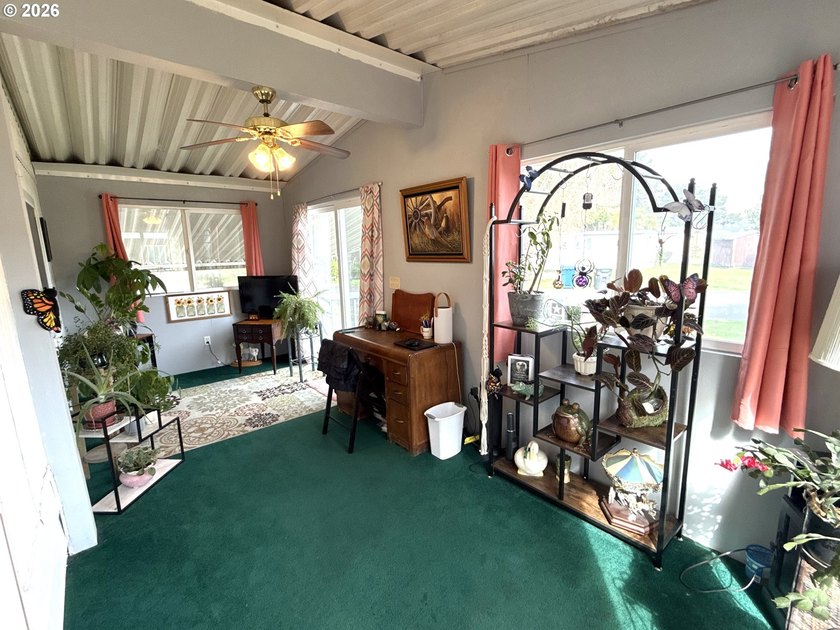 Welcome to coastal living at its finest in Bayview Mobile Home - photo 26