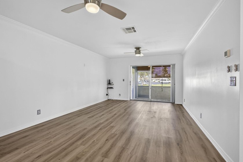 Beautifully renovated corner villa in desirable 55+ Ashley Drive - photo 11