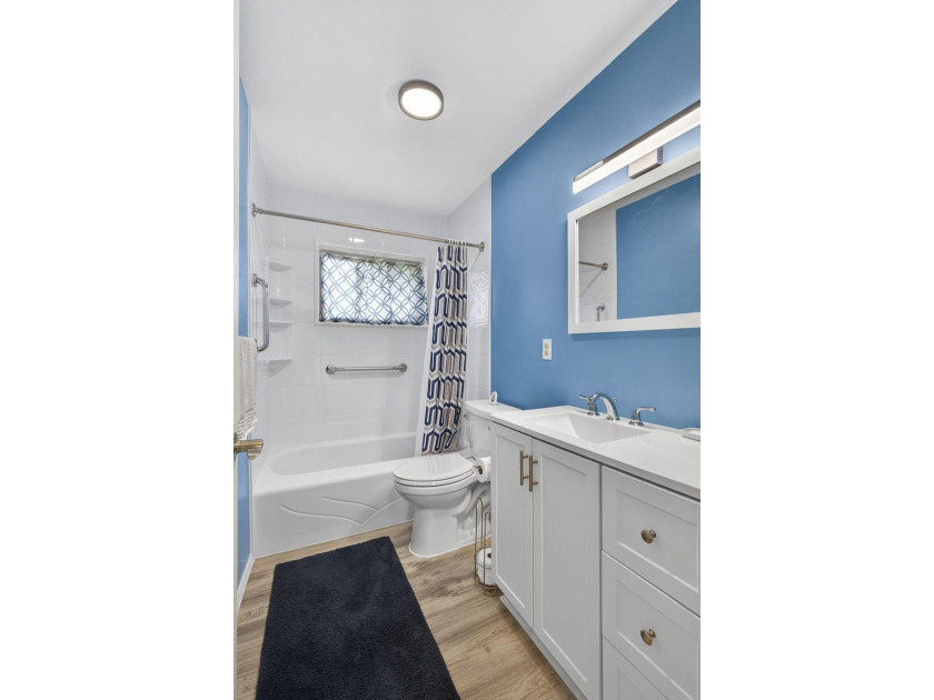 Beautifully renovated corner villa in desirable 55+ Ashley Drive - photo 20