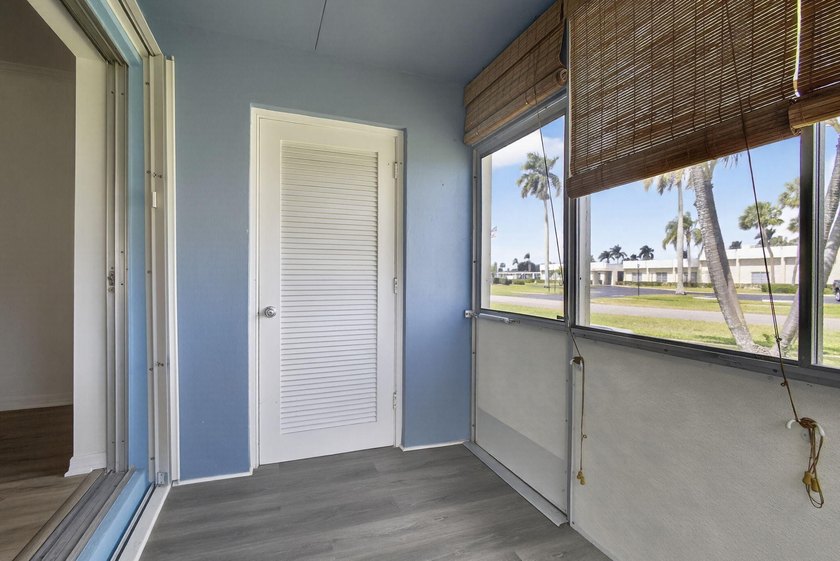 Beautifully renovated corner villa in desirable 55+ Ashley Drive - photo 23