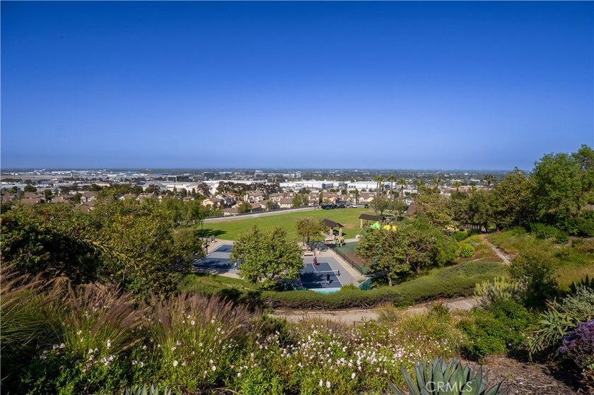 Elevate your living standards with this exceptional gated - photo 38