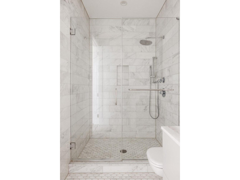 Residence 3B at 84 Oak Street is a design-forward home defined - photo 15
