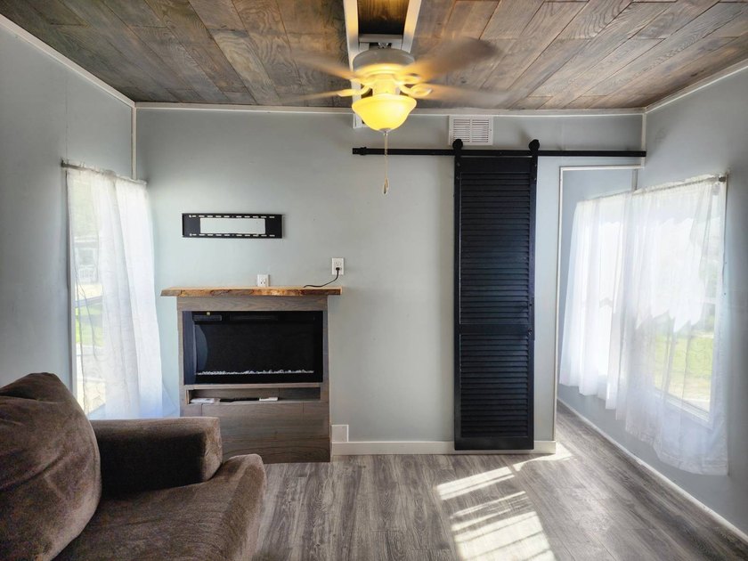 Bring your vision and make this single-wide mobile home your - photo 7