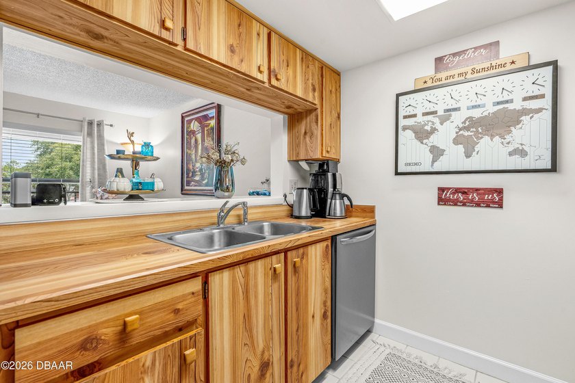 Affordable living with exceptional value! This spacious - photo 11