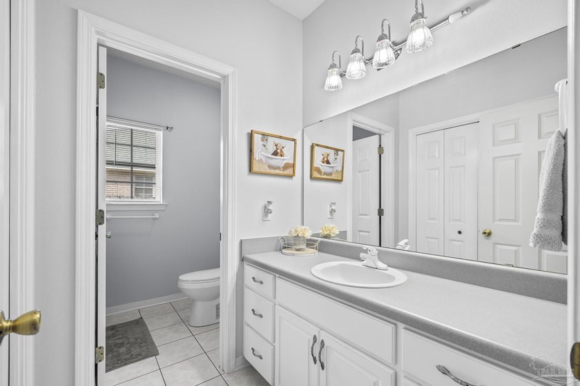 Well-Maintained, all brick 3-bedroom, 2-bath home with an - photo 31