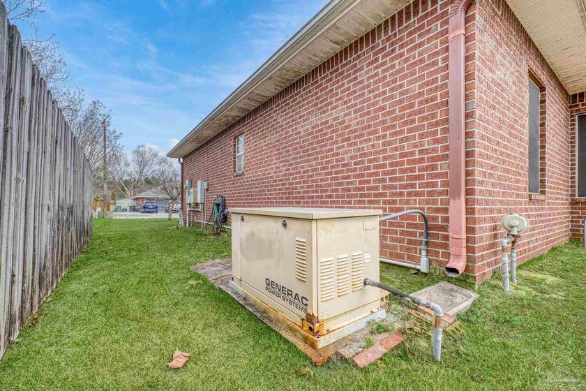Well-Maintained, all brick 3-bedroom, 2-bath home with an - photo 44