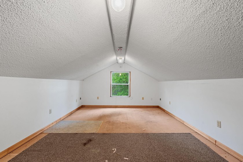 Enjoy private, peaceful one-level living just a short walk from - photo 8