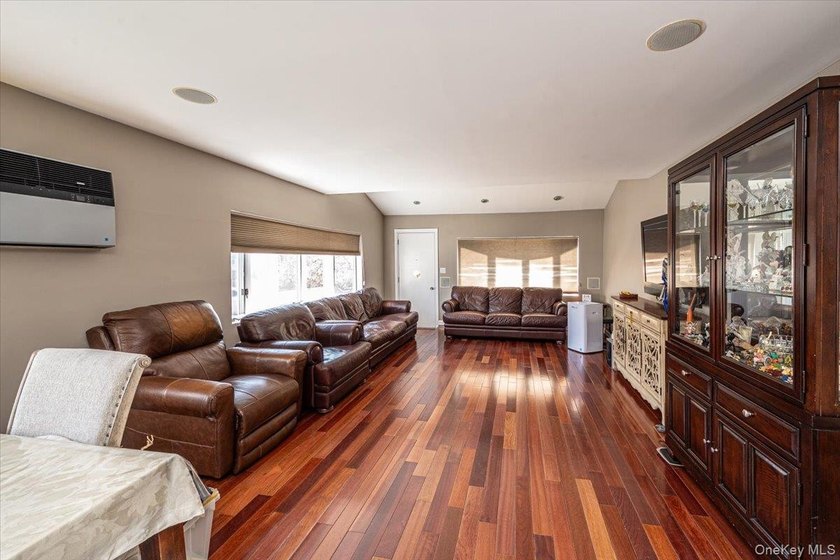 Welcome to this beautifully maintained 2-bedroom, 1.5-bath home - photo 10
