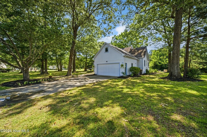 SELLER OFFERING $10,000 TOWARD AP INITIATION FEE FOR FULL PRICE - photo 3