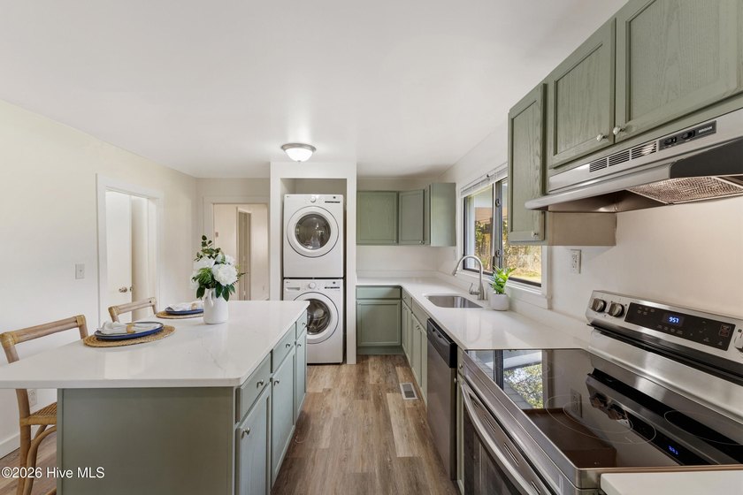 Rare opportunity to own a beautifully renovated home on a - photo 7
