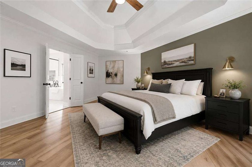 Why book a five-star resort when you can come home to one? - photo 16