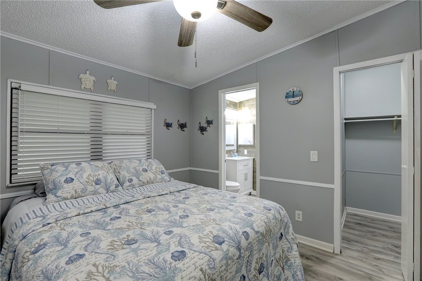 Situated on a sought-after 75' x 100' Haven Green lot, this - photo 16