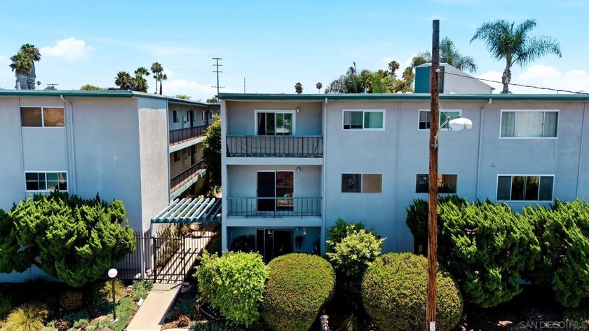This corner-unit features views of Mount Soledad from several - photo 20