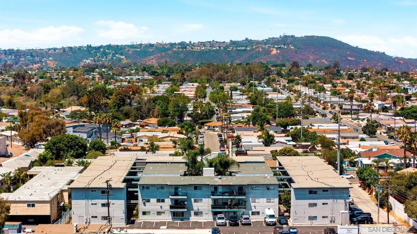 This corner-unit features views of Mount Soledad from several - photo 21