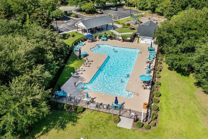 Welcome to this move-in ready 3-bedroom, 2-bath home in the - photo 28