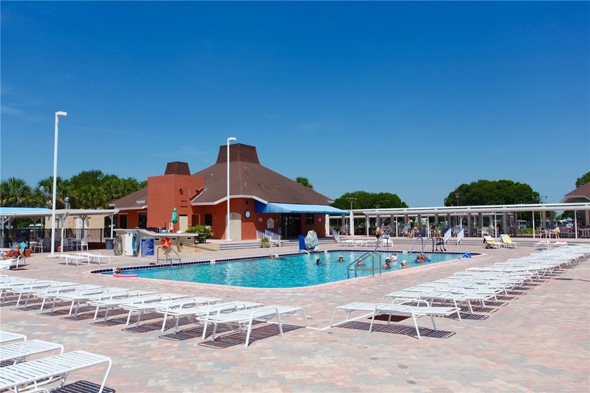Situated on a sought-after 75' x 100' Haven Green lot, this - photo 29