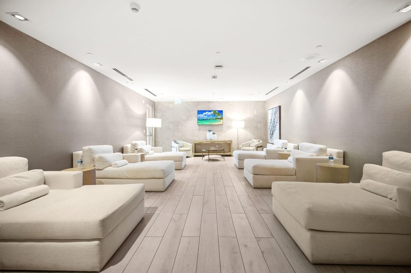 SPECTACULAR 2 BEDROOMS AND 2.5 BATHROOMS WITH AMAZING DIRECT - photo 39