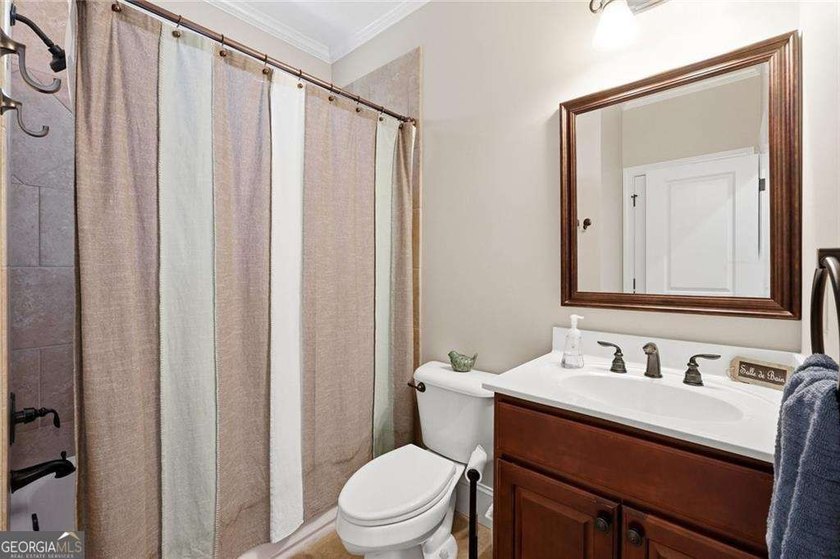 Why book a five-star resort when you can come home to one? - photo 41