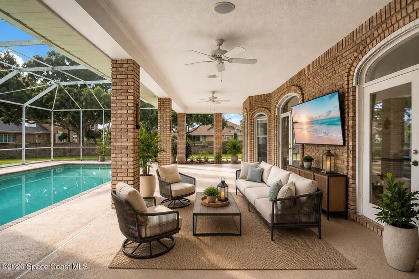 Luxury mini estate, acreage, cul-de-sac, pool... this one - photo 4