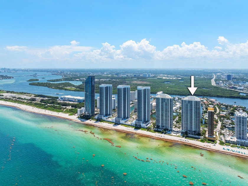 SPECTACULAR 2 BEDROOMS AND 2.5 BATHROOMS WITH AMAZING DIRECT - photo 45