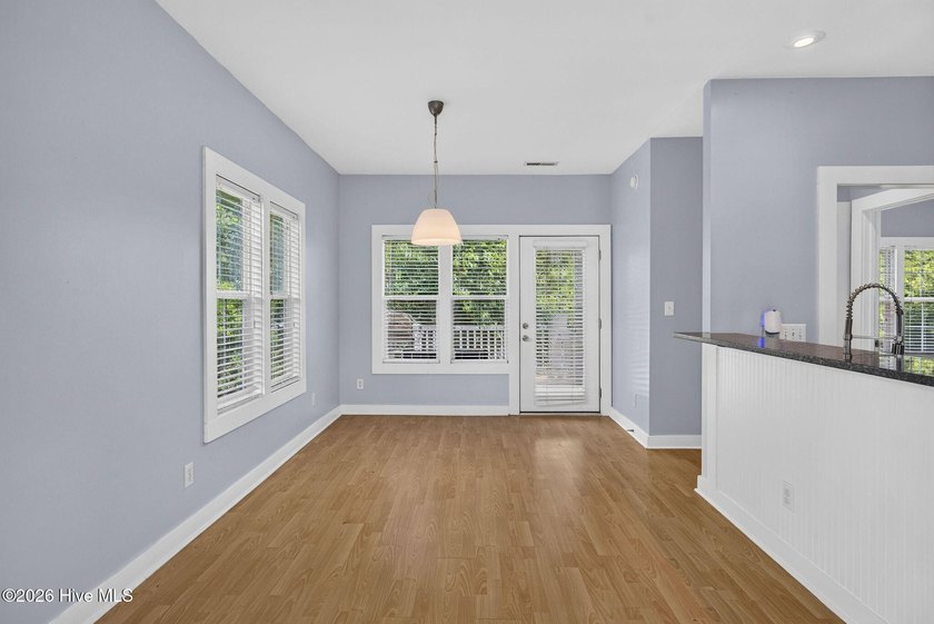 Charming 2-bedroom, 2-bath condo in desirable Wrightsville Ave - photo 9