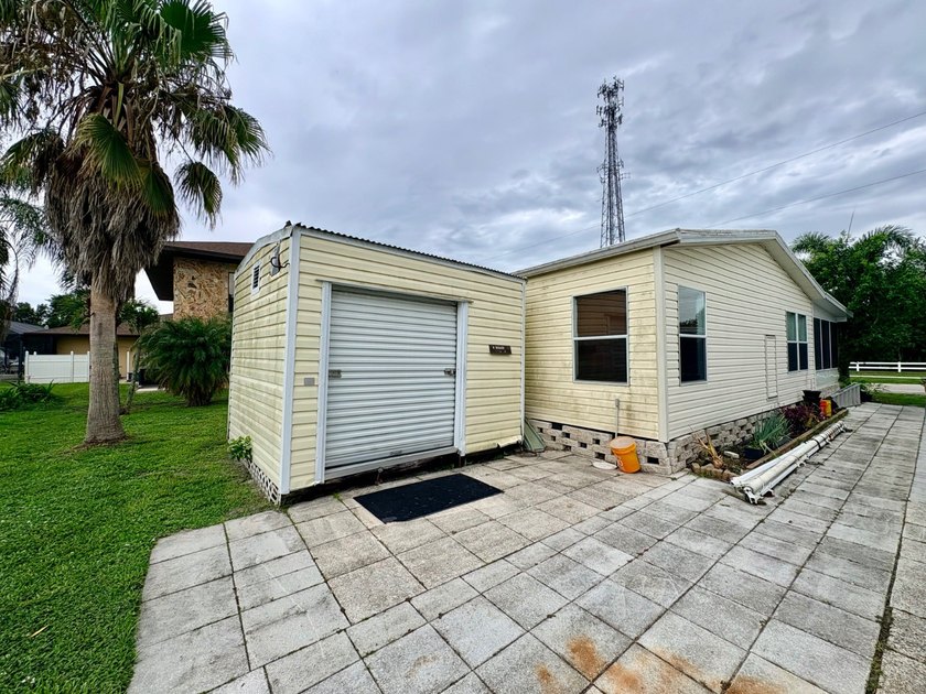 Welcome to your own tropical paradise in beautiful Punta Gorda - photo 3