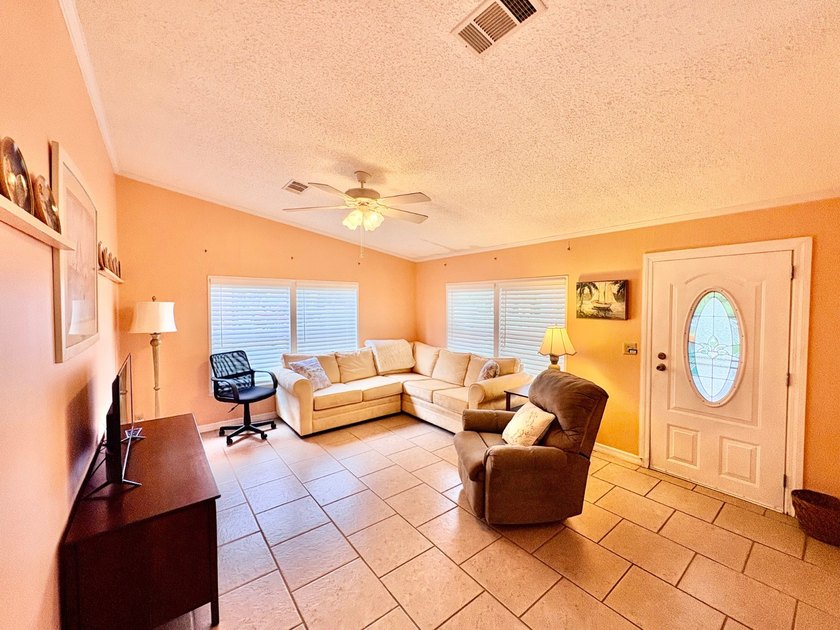 Welcome to your own tropical paradise in beautiful Punta Gorda - photo 9