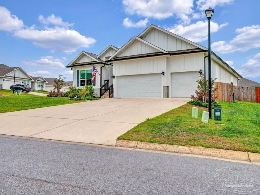 NEW PRICE! Exceptional Value on a Premium Corner Lot in Preserve - photo 3