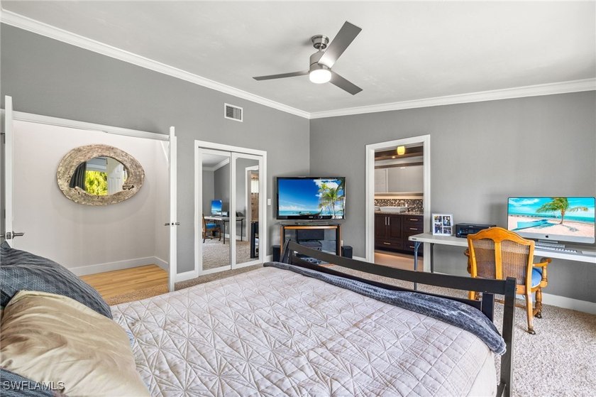 Stunning Remodeled Home with Pool in Prime Fort Myers Location - photo 21