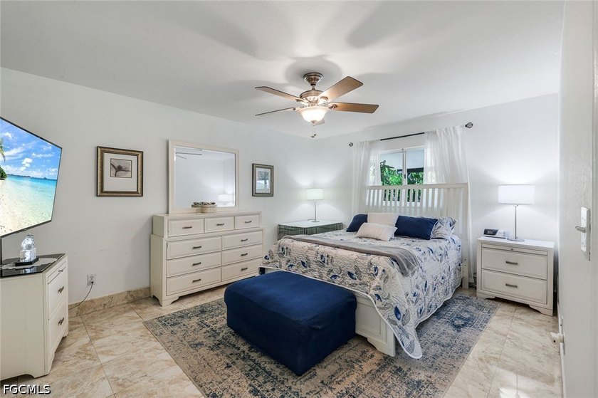 Don't miss this stunning 3-bedroom, 2-bath, 2-car garage home - photo 22