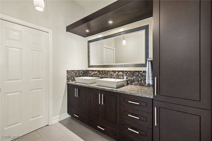 Stunning Remodeled Home with Pool in Prime Fort Myers Location - photo 22
