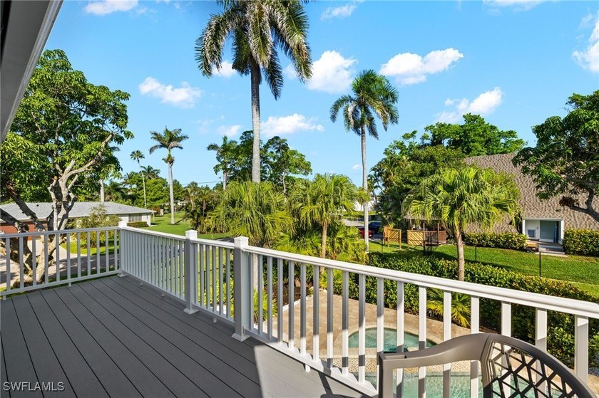Stunning Remodeled Home with Pool in Prime Fort Myers Location - photo 26