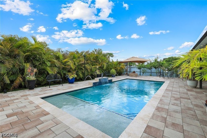 Don't miss this stunning 3-bedroom, 2-bath, 2-car garage home - photo 32