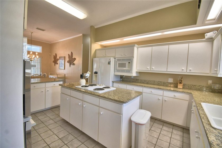 Under contract-accepting backup offers. WELCOME to 104 Fairway - photo 32