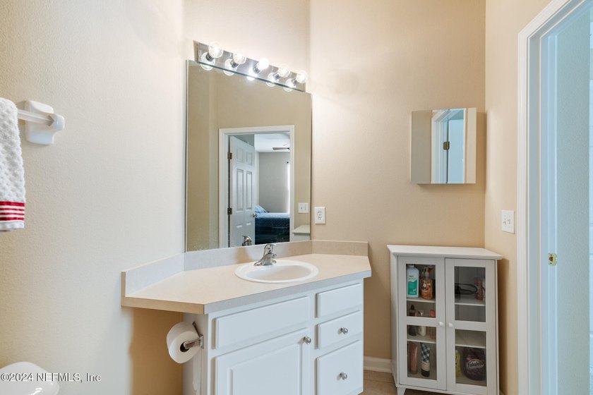 Bank Approved Price . Short Sale - Subject to Lender Approval - photo 32