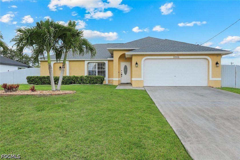 Don't miss this stunning 3-bedroom, 2-bath, 2-car garage home - photo 34