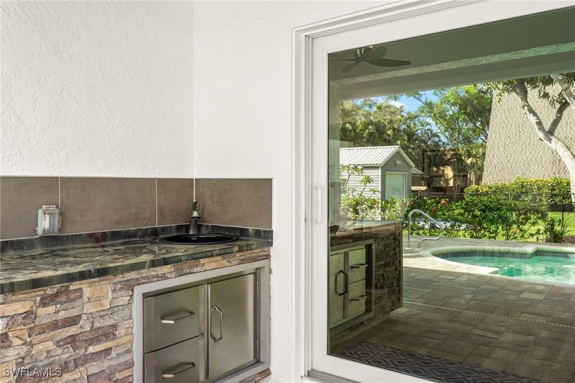 Stunning Remodeled Home with Pool in Prime Fort Myers Location - photo 37