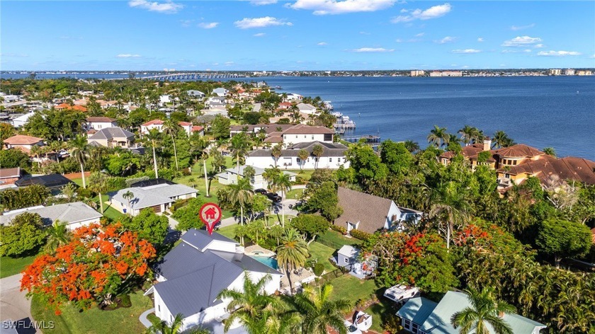 Stunning Remodeled Home with Pool in Prime Fort Myers Location - photo 46